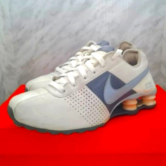 Nike Shox NZ Women's Athletic Running Shoes White gray 317549-141 Size 8 R4 - Picture 1 of 7
